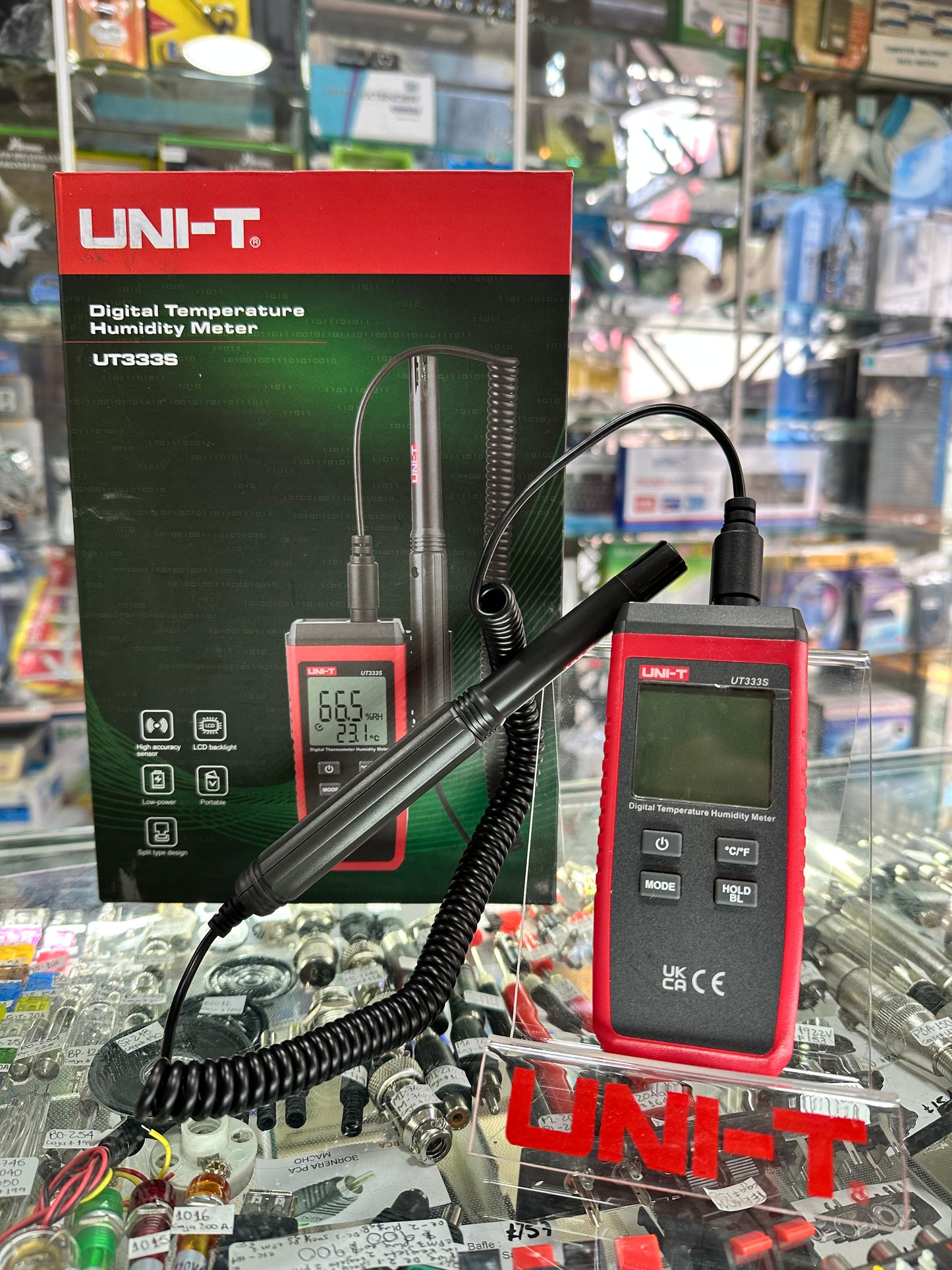 Medidor de Temperatura y Humedad UNI-T UT333S