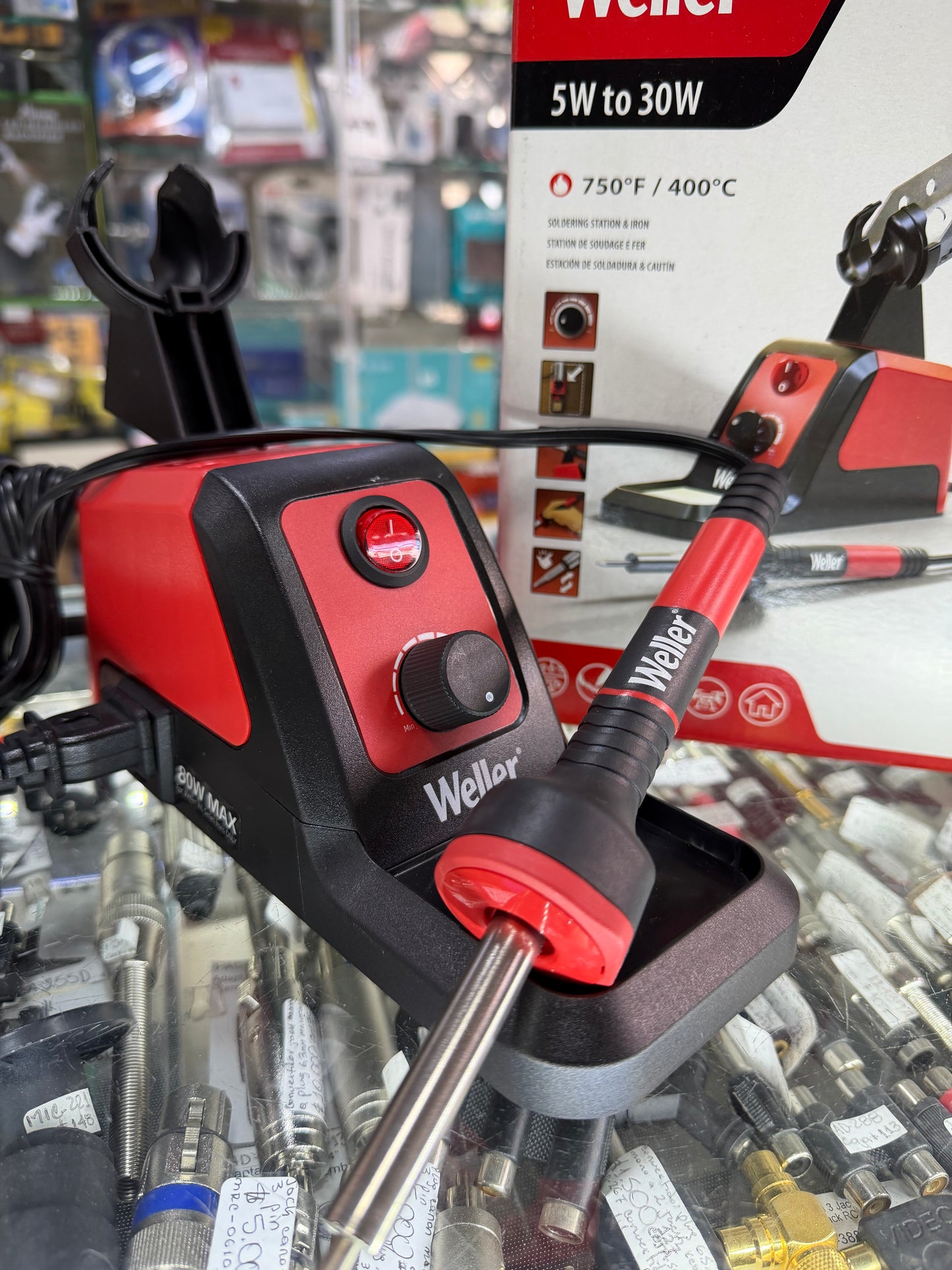 Estación de Soldadura con Cautín Weller WLSK3012A